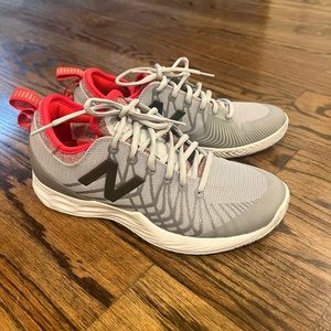 New Balance size 8 Fresh Foam LAV tennis shoes